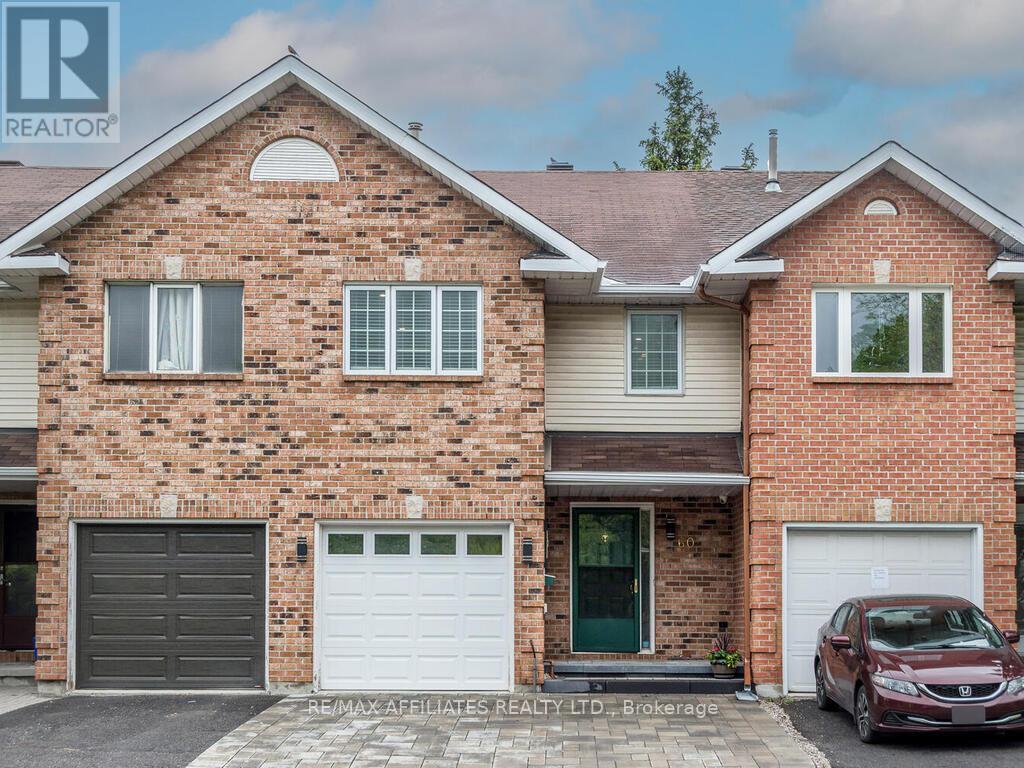 Property at 60 ROYAL OAK COURT image 1