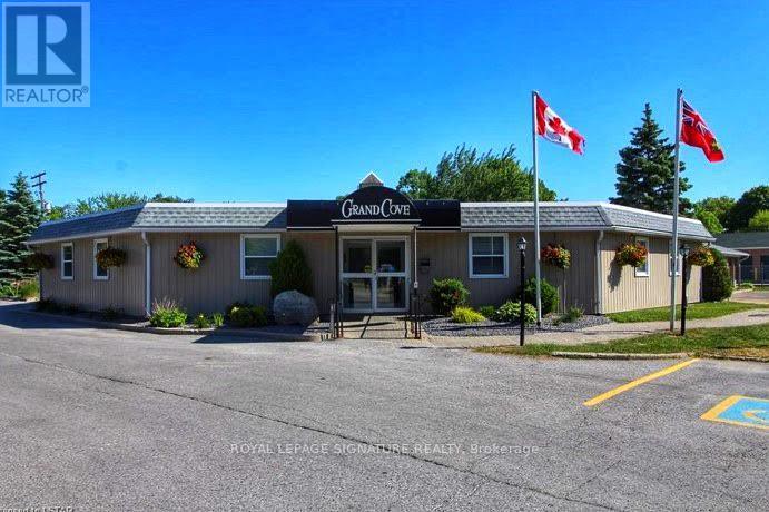 330 Wyldwood Lane, Lambton Shores, Ontario  N0M 1T0 - Photo 20 - X12172806