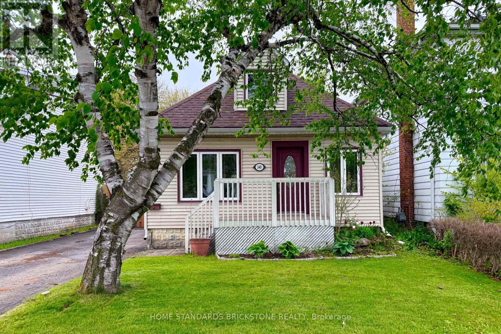 140 Walter Avenue S, Hamilton, Ontario  L8K 3K9 - Photo 1 - X12172825