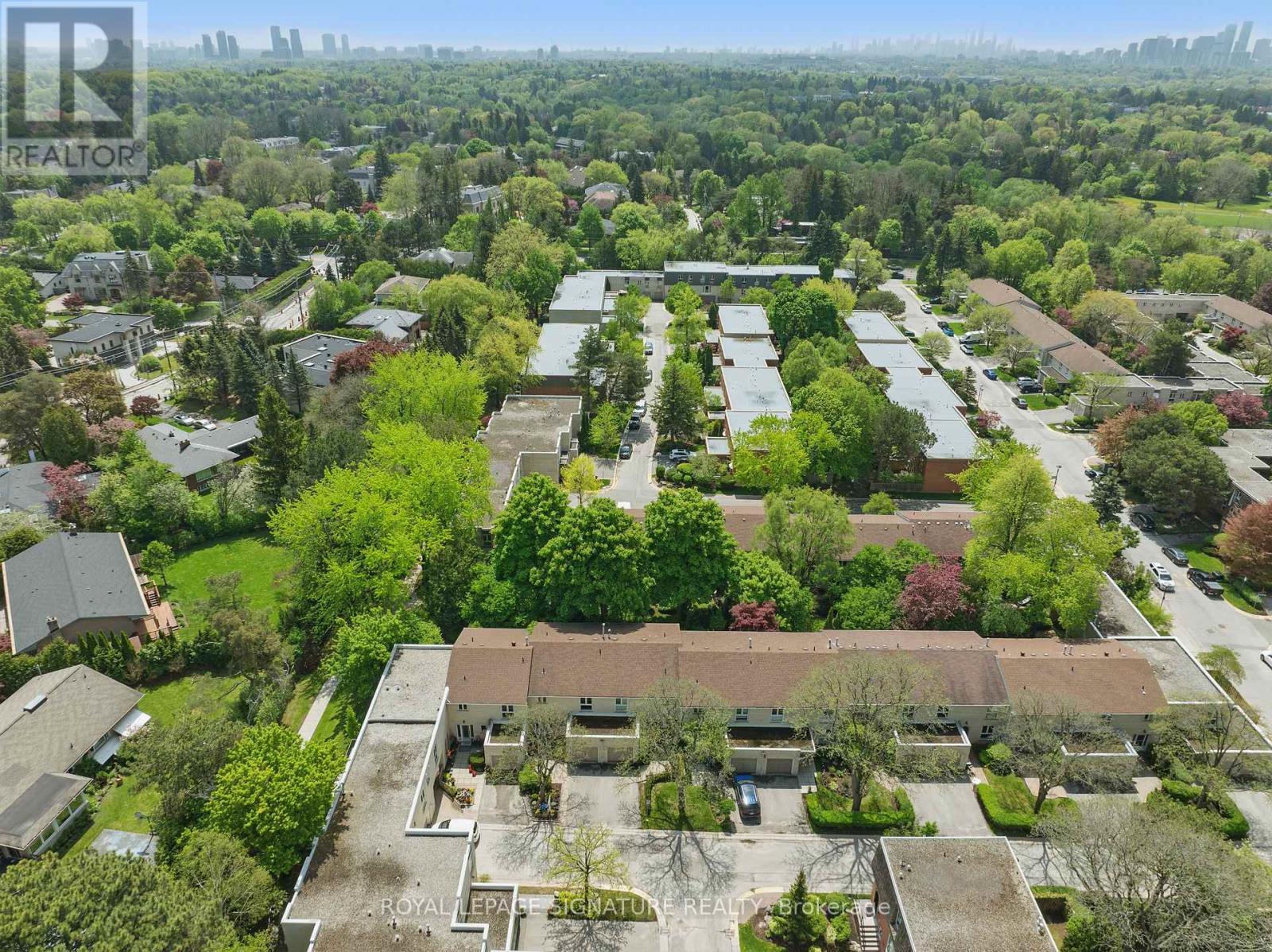 153 - 96 Crimson Mill Way, Toronto, Ontario  M2L 1T6 - Photo 37 - C12159833
