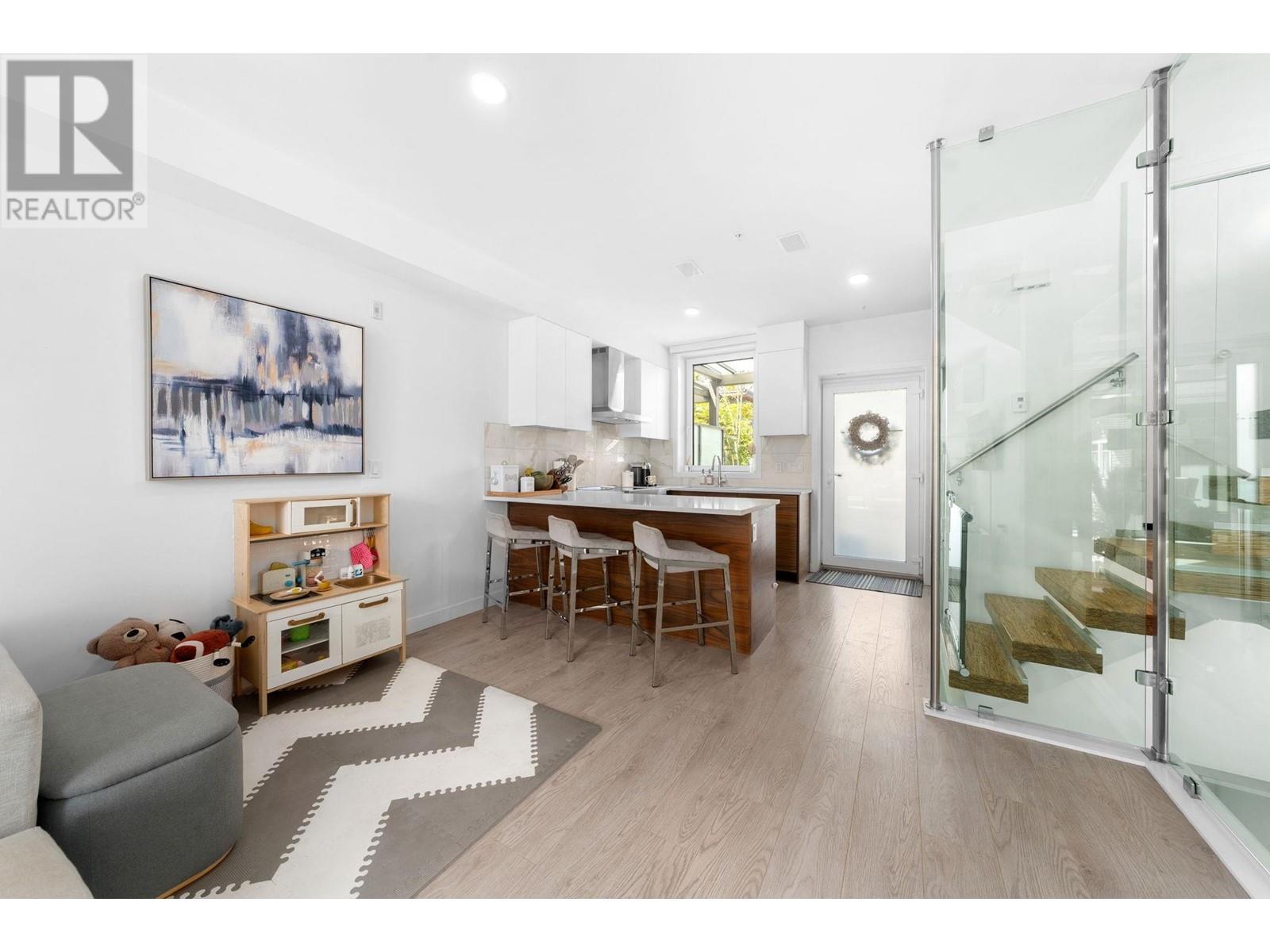 35 720 E 3rd Street, North Vancouver, British Columbia  V7L 0G7 - Photo 16 - R3006830