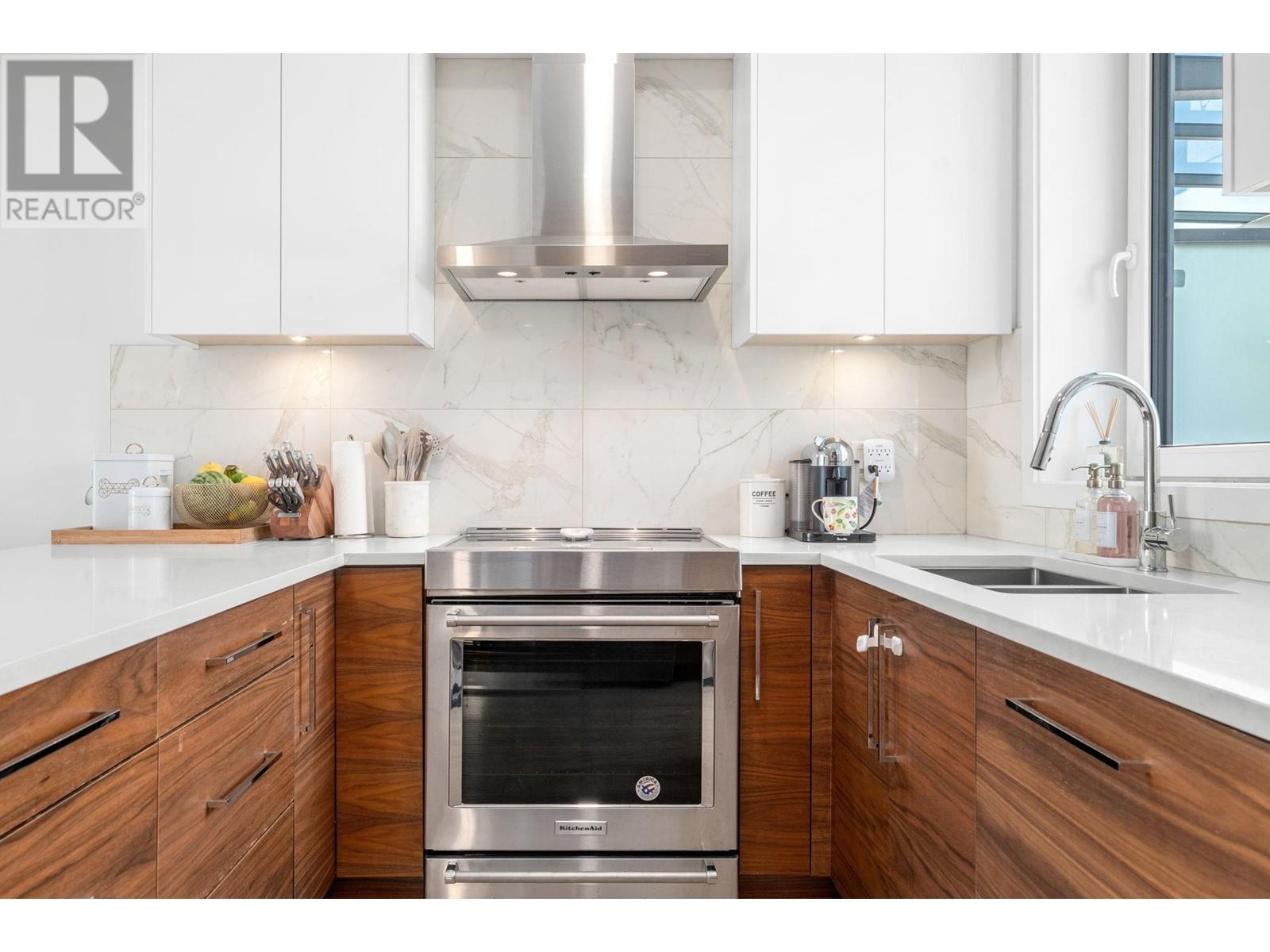 35 720 E 3rd Street, North Vancouver, British Columbia  V7L 0G7 - Photo 9 - R3006830
