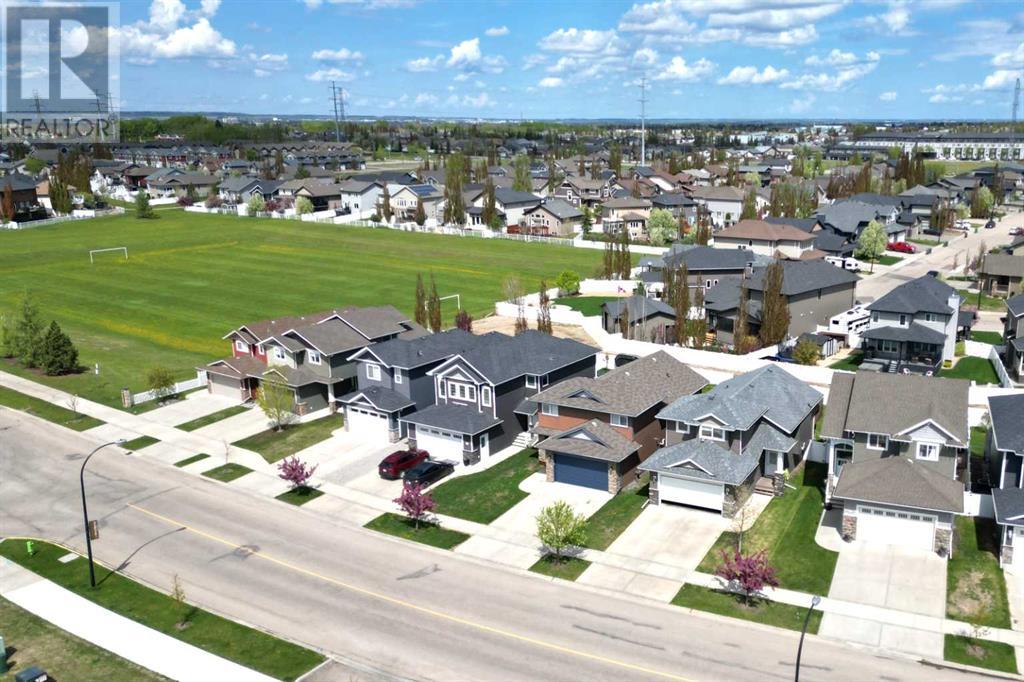 Property at 126 Viscount Drive image 2