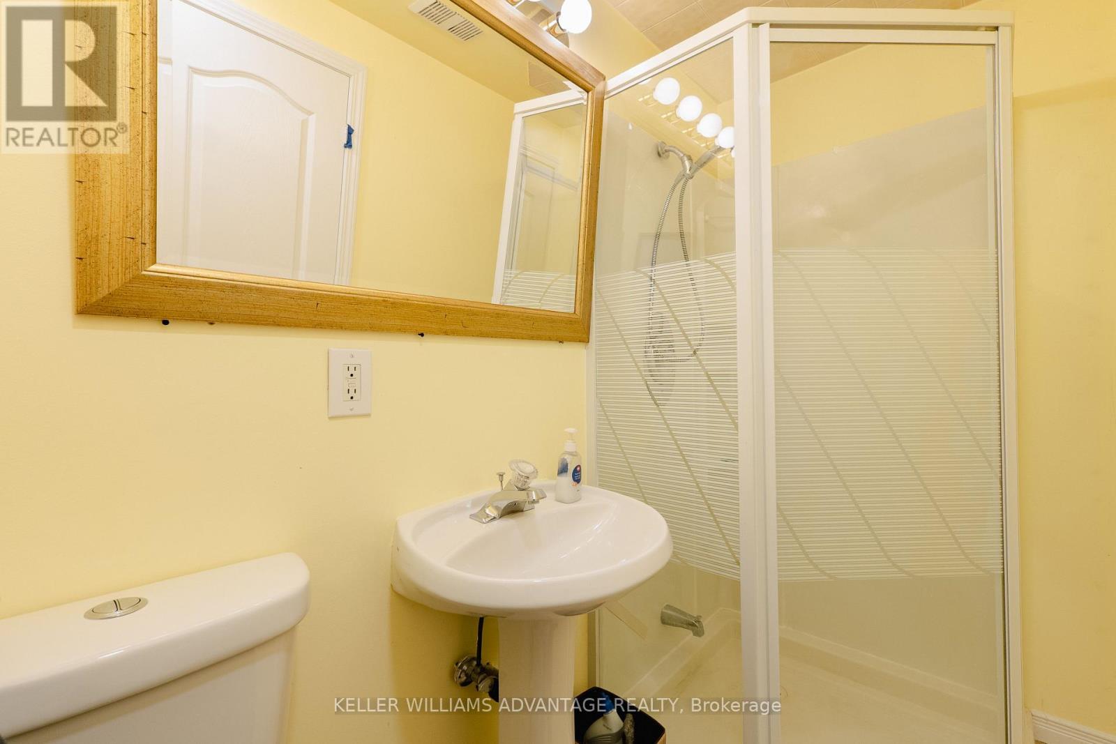 66 Tudor Glen Crescent, Toronto, Ontario  M1C 2S2 - Photo 11 - E12172546