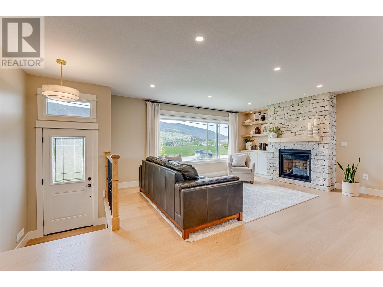 8935 Kalamalka Road, Coldstream, BC V1B3C2