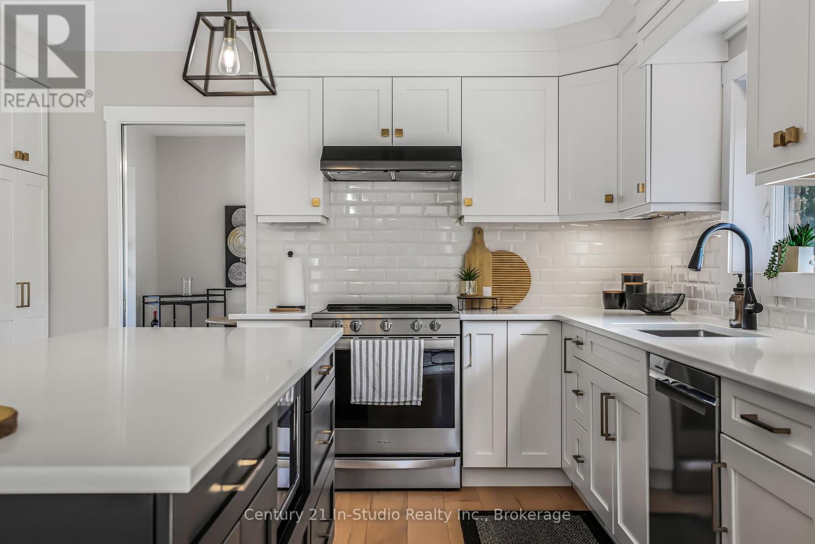 20 Smith Street, Kincardine, Ontario  N0G 2T0 - Photo 19 - X12173054