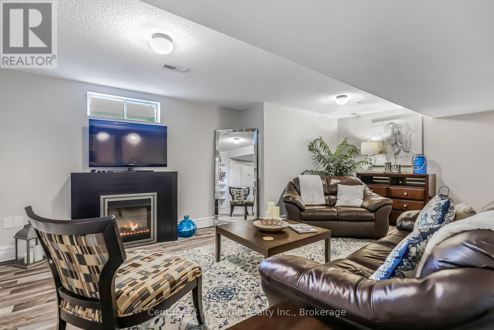 20 Smith Street, Kincardine, Ontario  N0G 2T0 - Photo 42 - X12173054