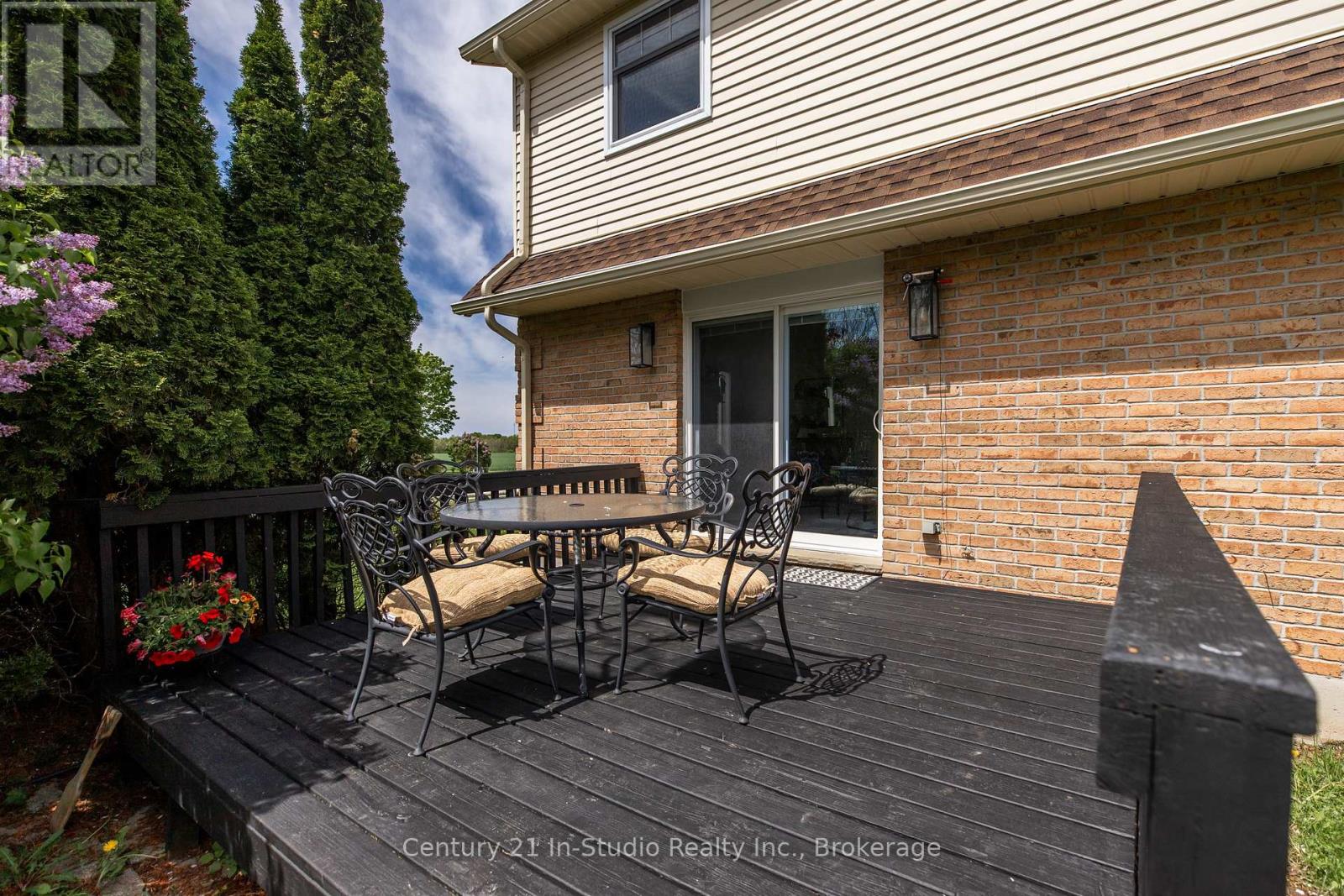20 Smith Street, Kincardine, Ontario  N0G 2T0 - Photo 5 - X12173054