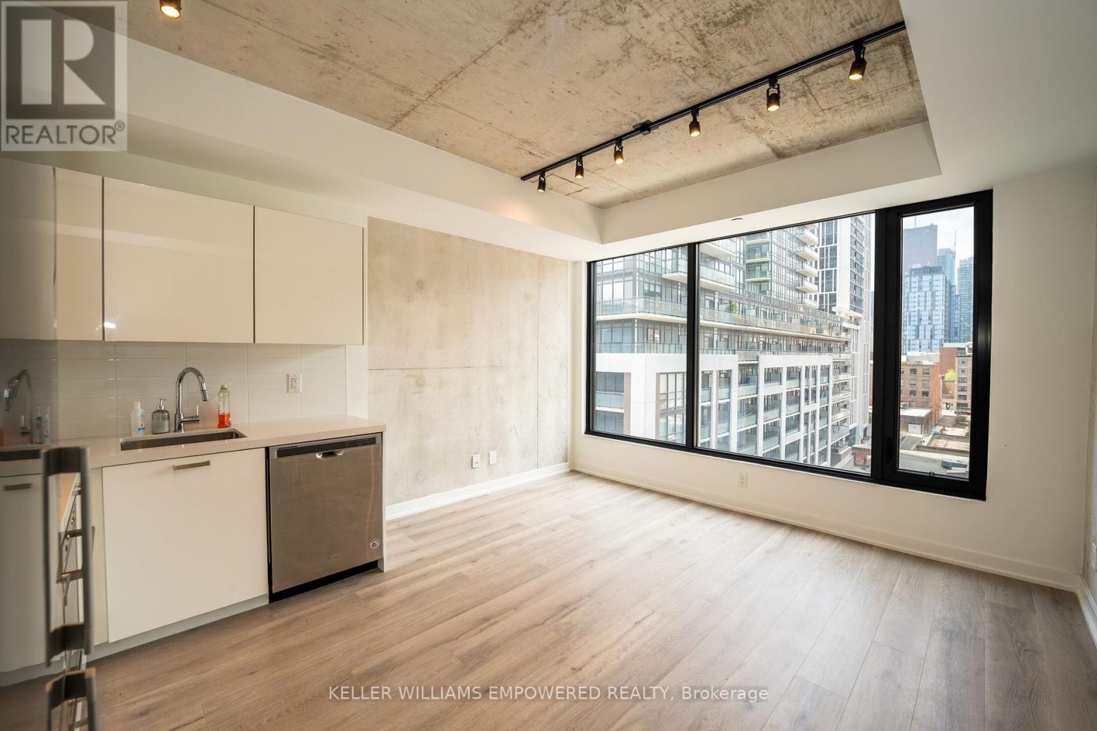 713 - 55 ONTARIO STREET, Toronto, Ontario