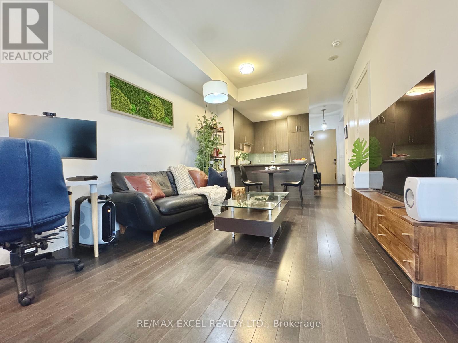 528 - 29 Queens Quay E, Toronto, Ontario  M5E 0A4 - Photo 5 - C12154474