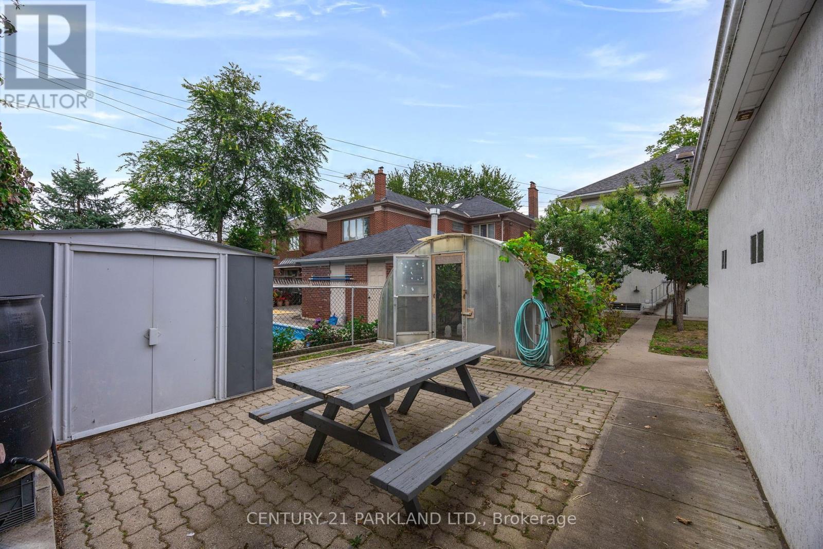 114 Rosemount Avenue, Toronto, Ontario  M6H 3H2 - Photo 46 - W12169682