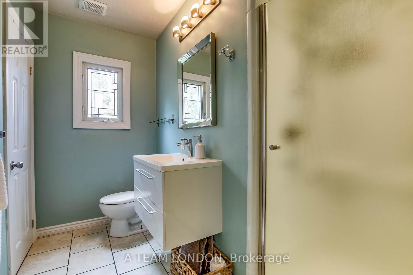 79 Yardley Wood Road, London North (North F), Ontario  N6G 2H9 - Photo 25 - X12137182