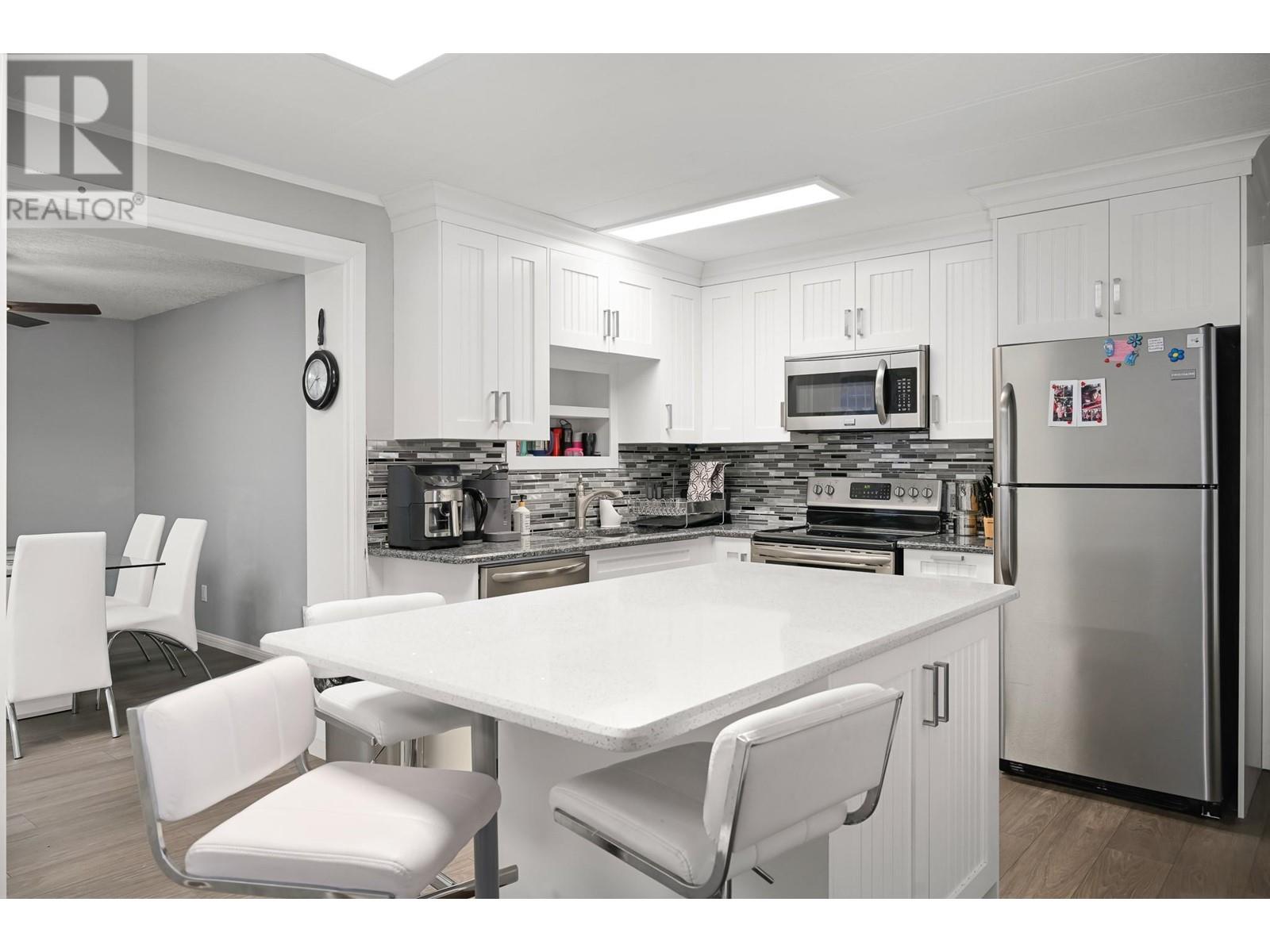 8634 Hwy 93/95 Unit# 40, Dry Gulch, British Columbia  V0A 1M0 - Photo 1 - 10338772