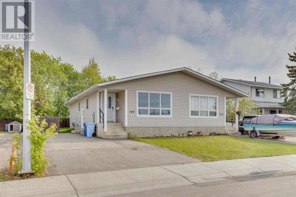 Property at 108 Caldwell Crescent image 2