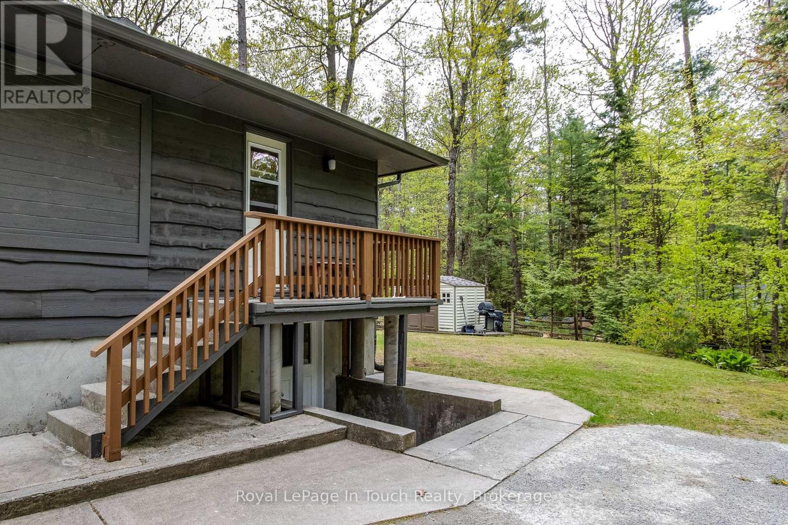 18 Fernanne Drive, Tiny, Ontario  L0L 2J0 - Photo 28 - S12170402