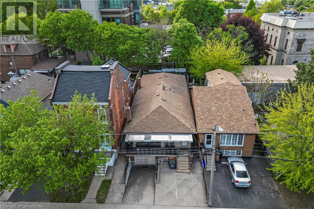 Property at 283 MACNAB Street N image 4