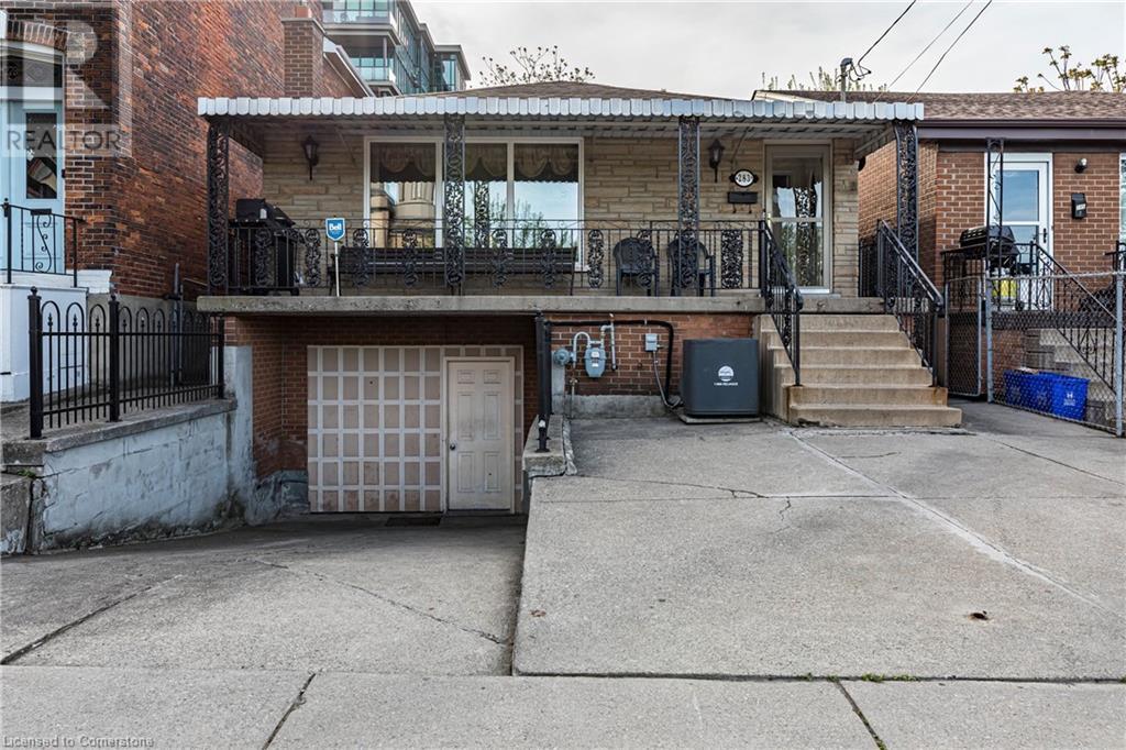 Property at 283 MACNAB Street N image 2