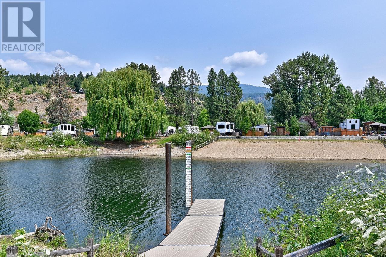 75 COTTONWOOD Drive N, Lee Creek, BC V0E1M4