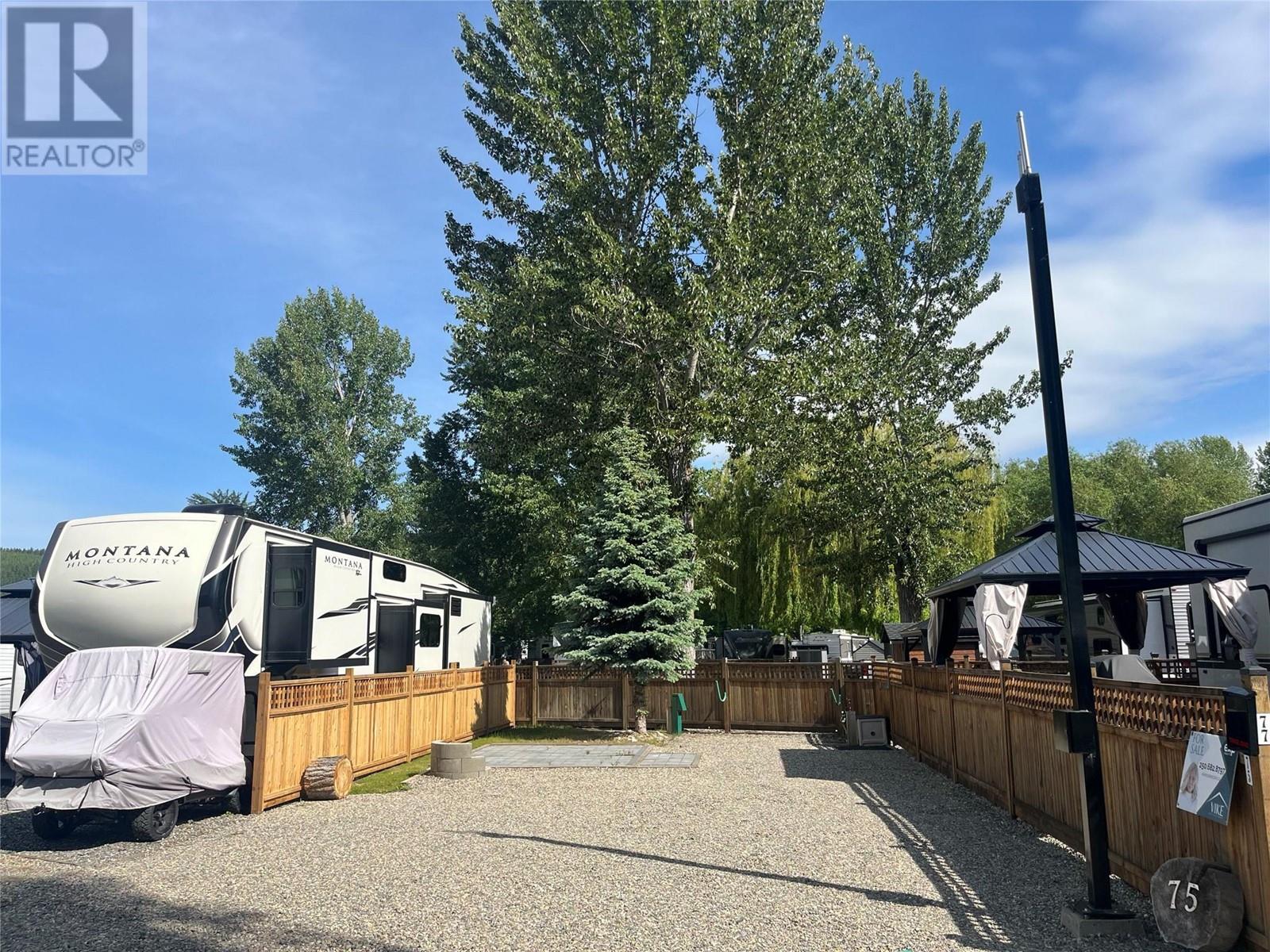 75 Cottonwood Drive N, Lee Creek, British Columbia  V0E 1M4 - Photo 1 - 10348753