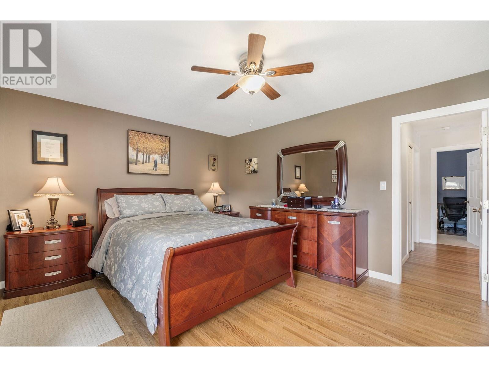 2640 Gordon Drive, Kelowna, British Columbia  V1W 3R2 - Photo 31 - 10349218