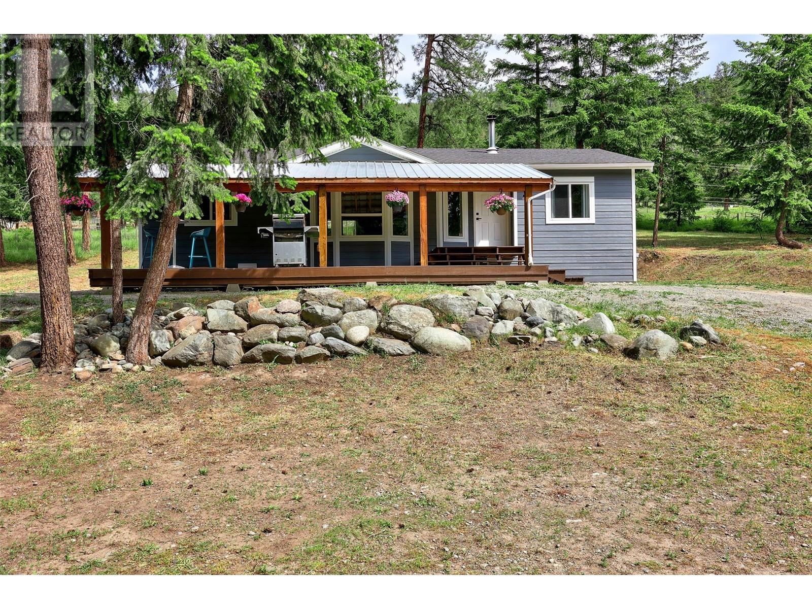 348 Walterdale Road, Kamloops, British Columbia  V0E 2H0 - Photo 1 - 10348774