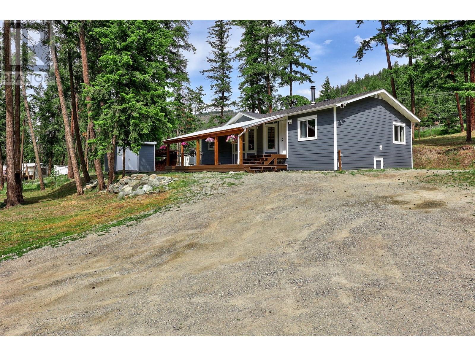 348 Walterdale Road, Kamloops, British Columbia  V0E 2H0 - Photo 2 - 10348774