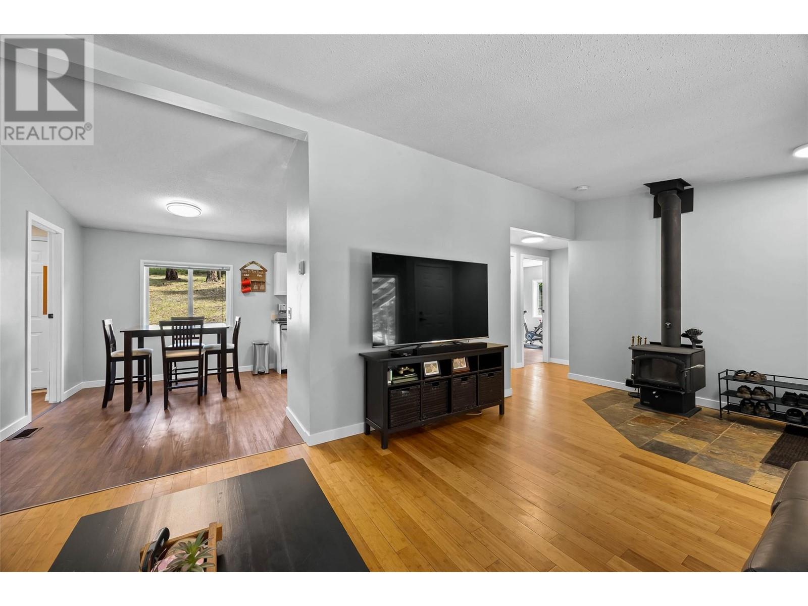 348 Walterdale Road, Kamloops, British Columbia  V0E 2H0 - Photo 8 - 10348774