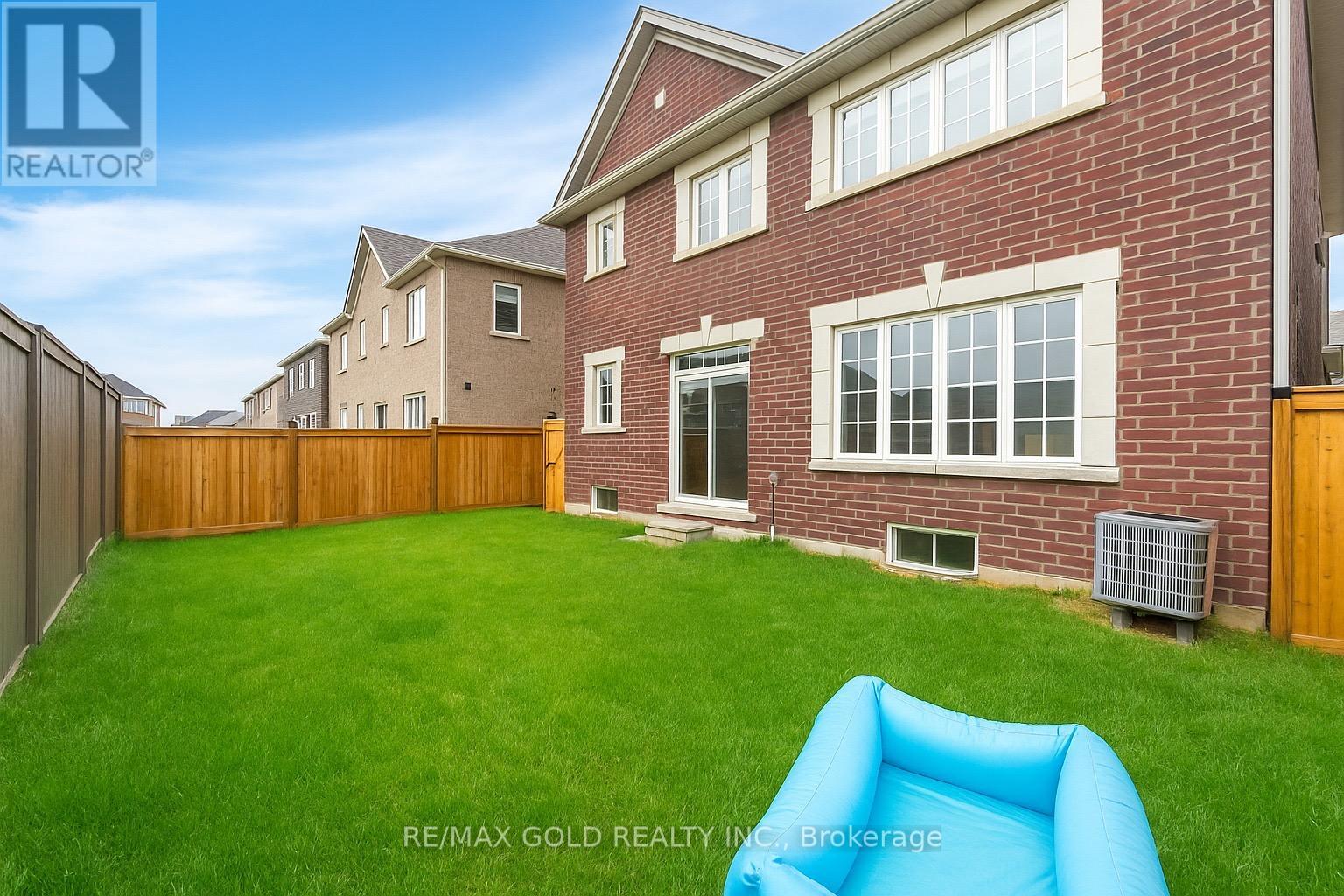 50 Donald Stewart Road, Brampton, Ontario  L7A 5J1 - Photo 48 - W12170016