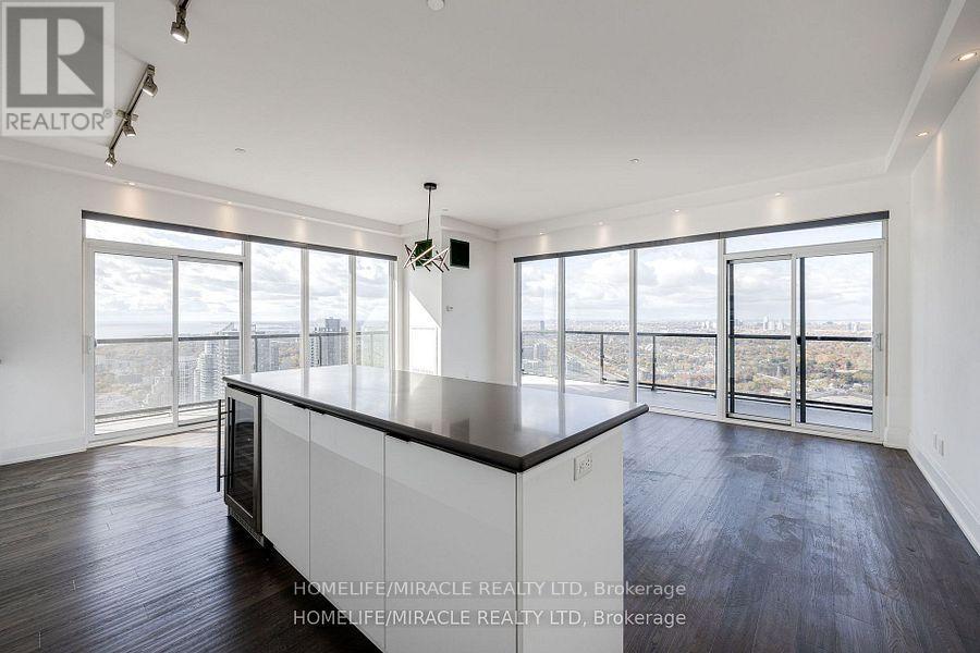 Lph03 - 56 Annie Craig Drive, Toronto, Ontario  M8V 0C8 - Photo 4 - W12052897