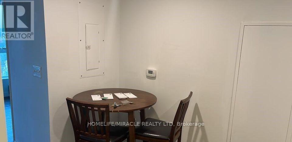 903 - 158 King Street N, Waterloo, Ontario  N2J 0E5 - Photo 6 - X12084482