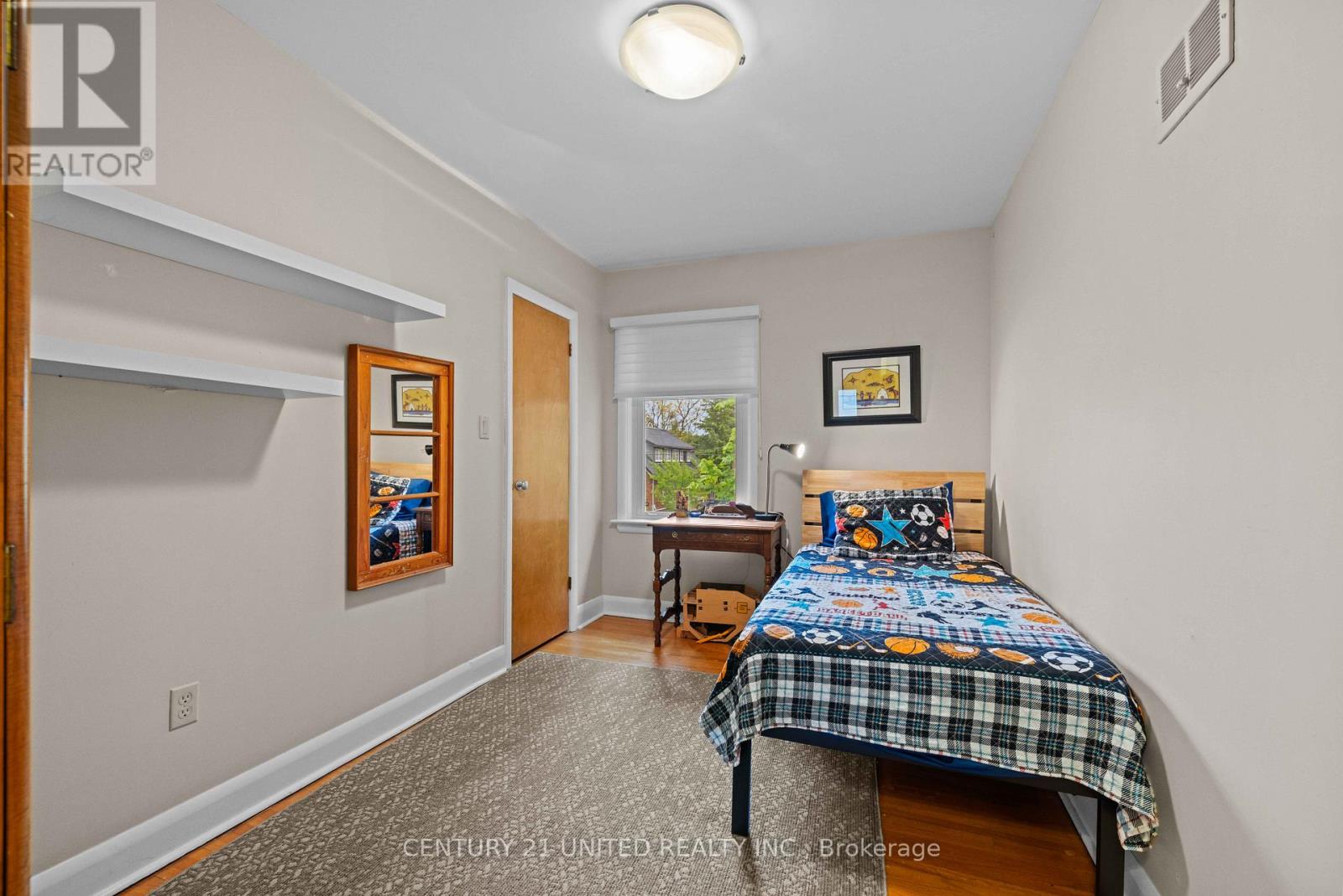 516 Hunter Street W, Peterborough Central, Ontario  K9H 2N1 - Photo 19 - X12173086