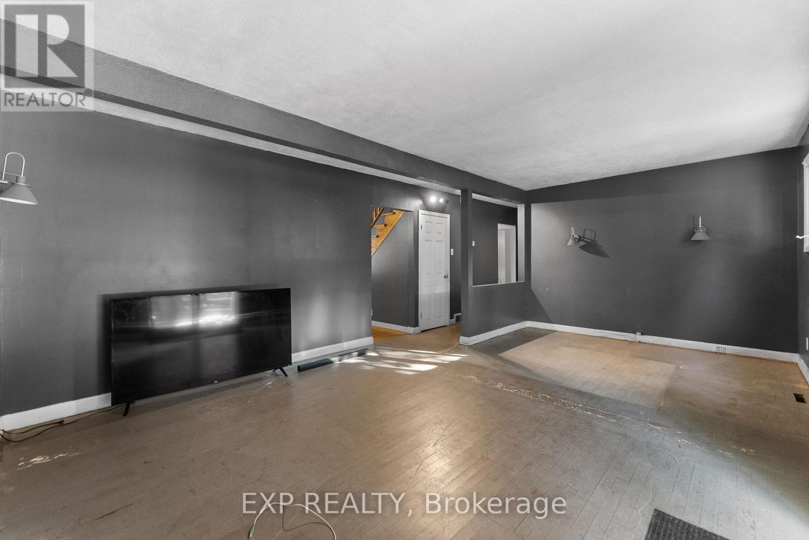 397 Charles Avenue, Renfrew, Ontario  K7V 3J2 - Photo 14 - X12039560