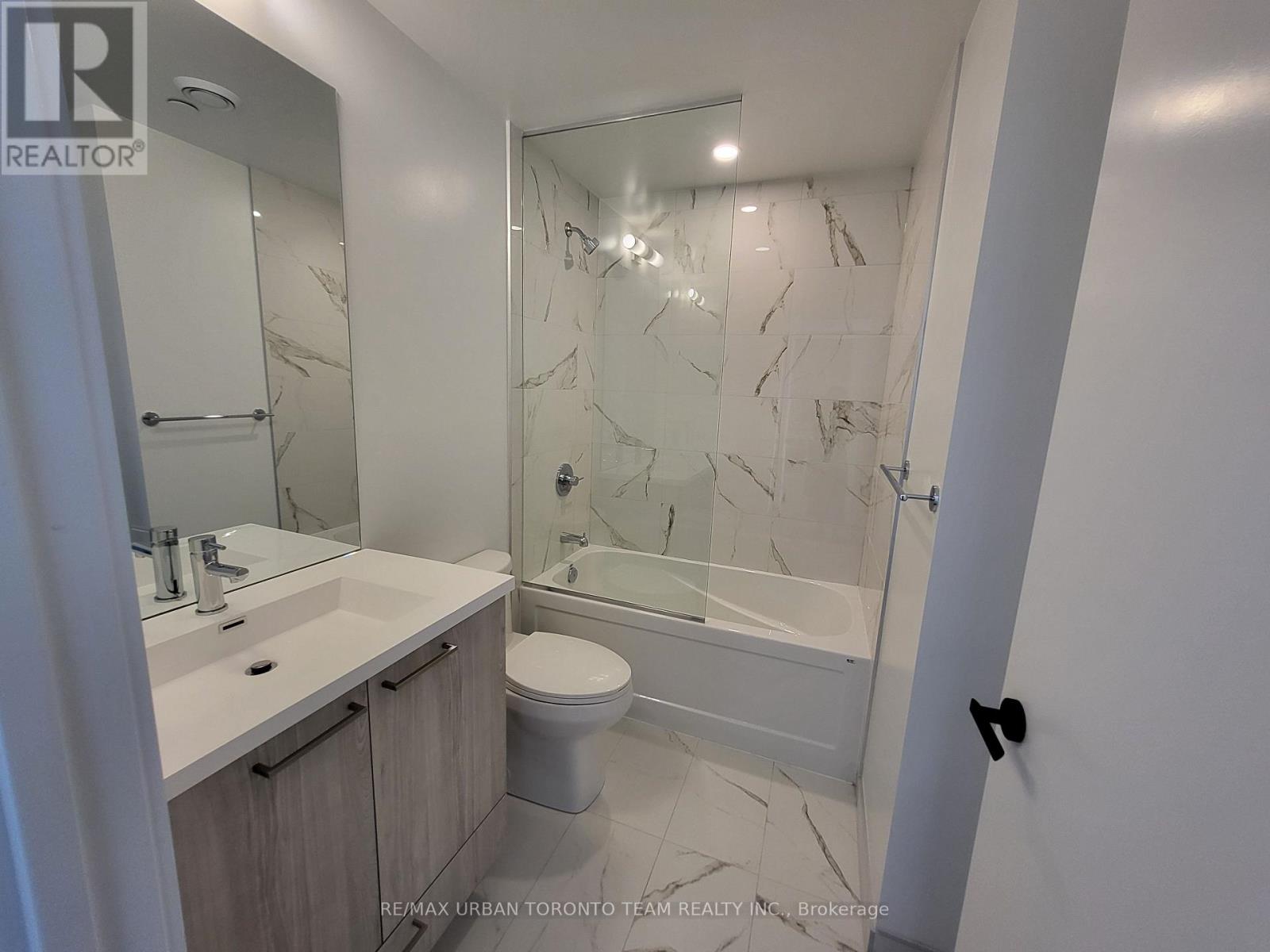 4209 - 195 Commerce Street, Vaughan, Ontario  L4K 0P9 - Photo 12 - N12144445