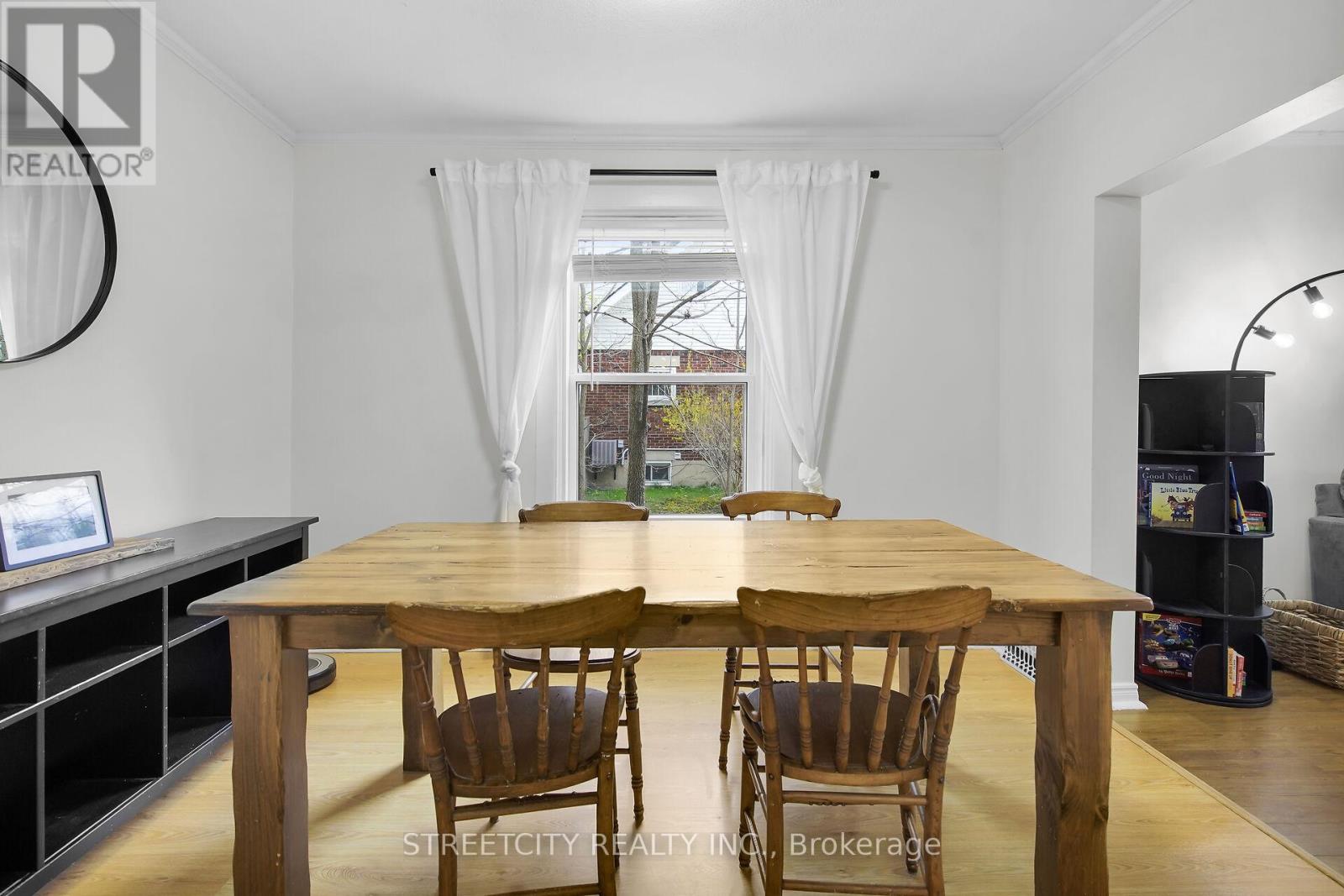 85 Springbank Drive, London South, Ontario  N6J 1E5 - Photo 7 - X12173185