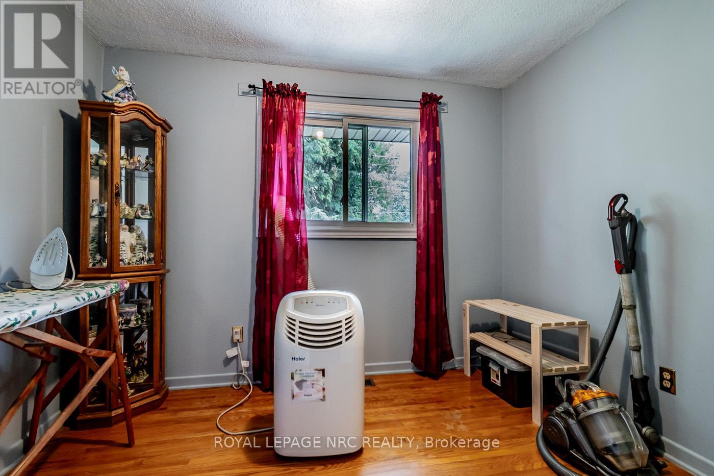 4118 Chippawa Parkway, Niagara Falls, Ontario  L2G 6E5 - Photo 14 - X12172598