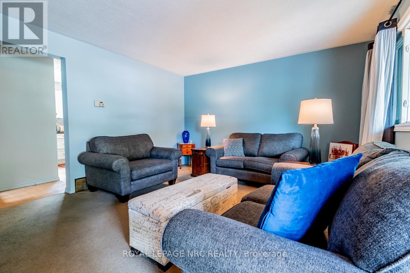 Property at 4118 CHIPPAWA PARKWAY image 3