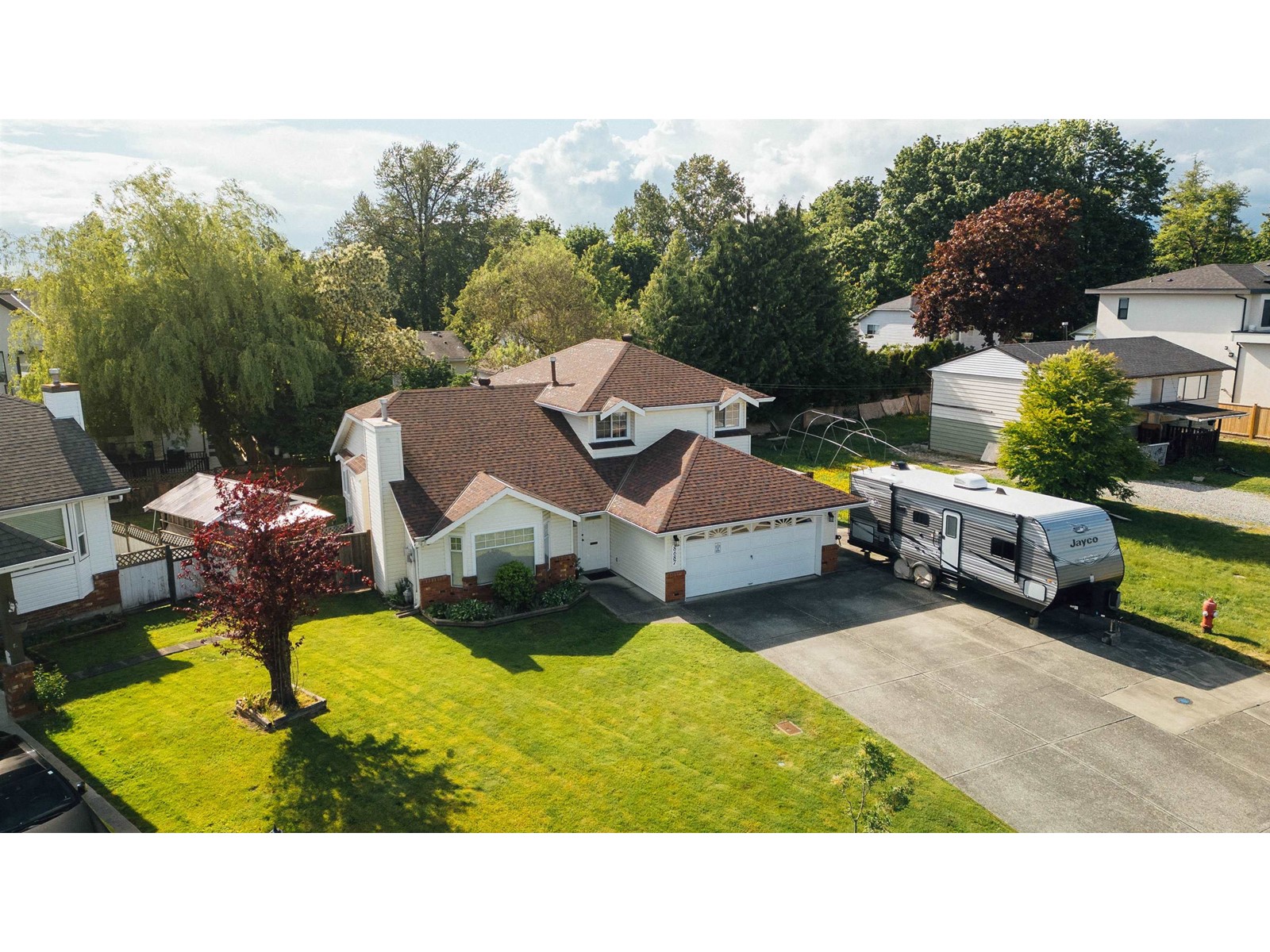8687 MILTON DRIVE, surrey, British Columbia