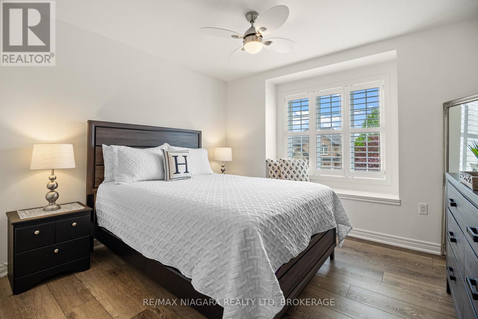 4 Golf Woods Drive, Grimsby (Grimsby East), Ontario  L3M 5P5 - Photo 36 - X12173161