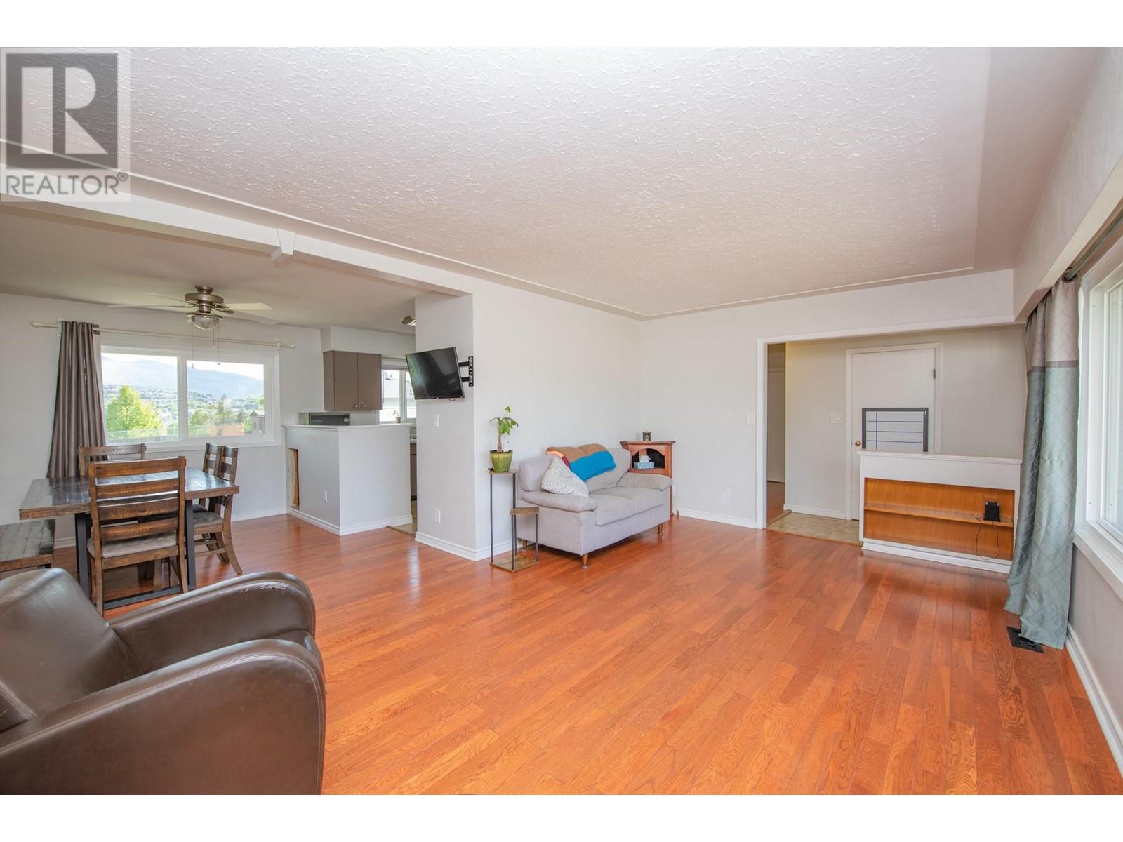 1704 25 Avenue, Vernon, British Columbia  V1T 1M7 - Photo 11 - 10349294