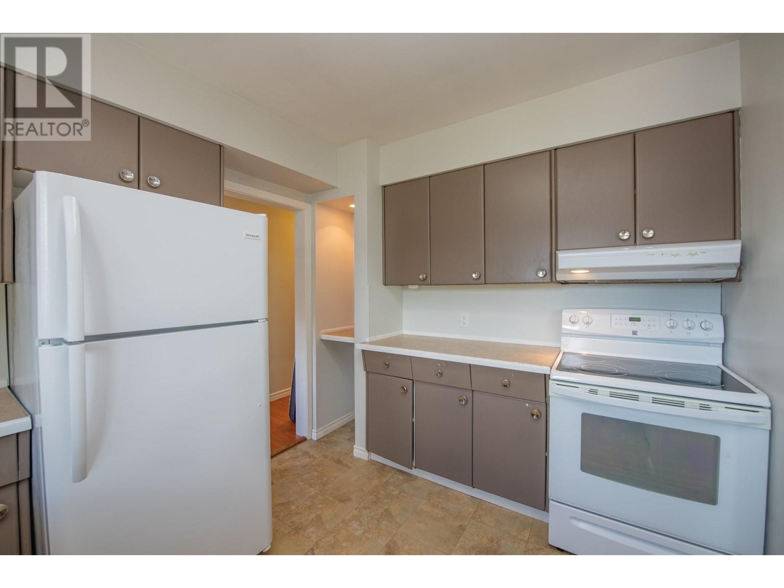 Property at 1704 25 Avenue image 1