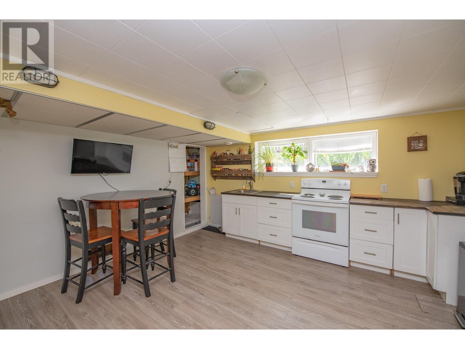 1704 25 Avenue, Vernon, British Columbia  V1T 1M7 - Photo 34 - 10349294
