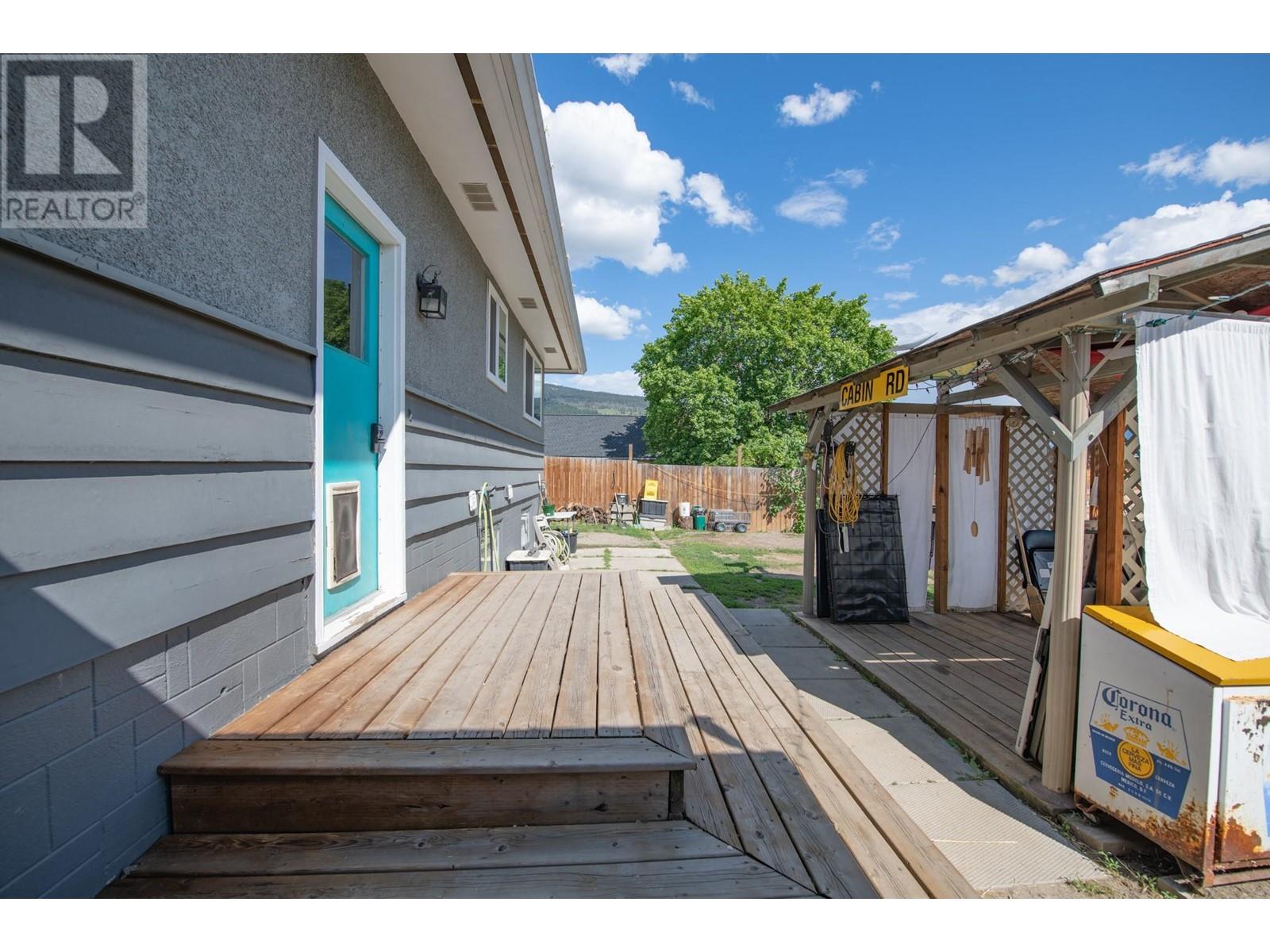 1704 25 Avenue, Vernon, BC V1T1M7