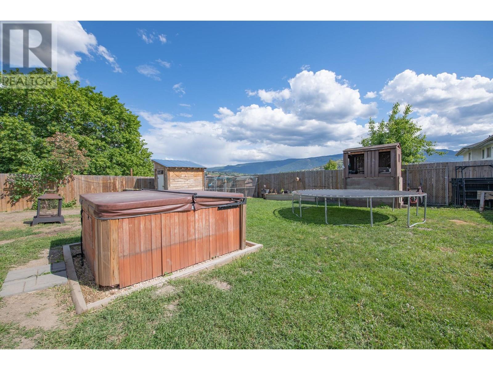1704 25 Avenue, Vernon, British Columbia  V1T 1M7 - Photo 44 - 10349294