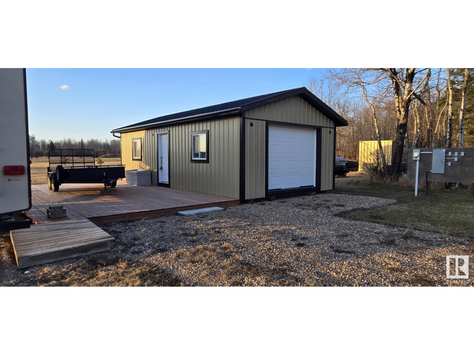 Property at 6 Lake Country Est. (16, 645048 RR 200) image 2