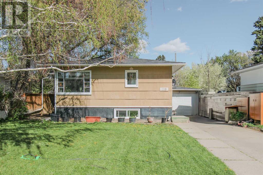 Property at 1119 17A Street S image 1