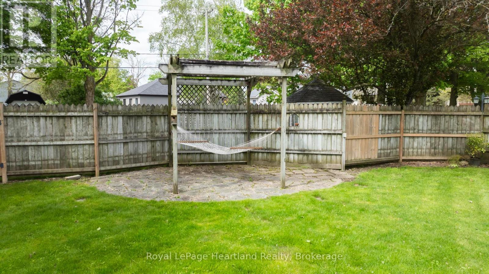202 Mcconnell Street, North Huron, Ontario  N0M 1H0 - Photo 37 - X12173167