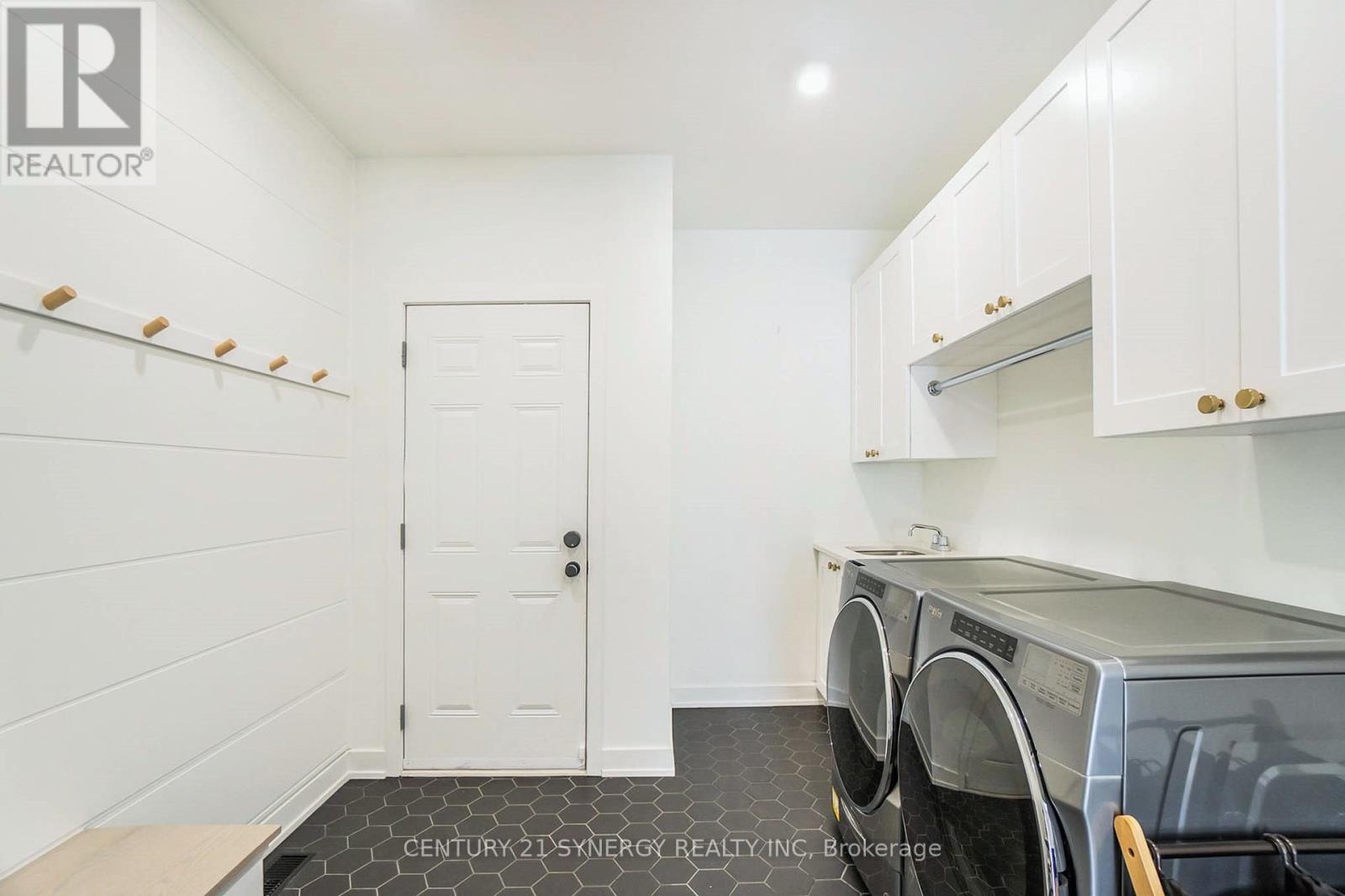 3381 Findlay Creek Drive, Ottawa, Ontario  K1T 0V5 - Photo 19 - X12173128