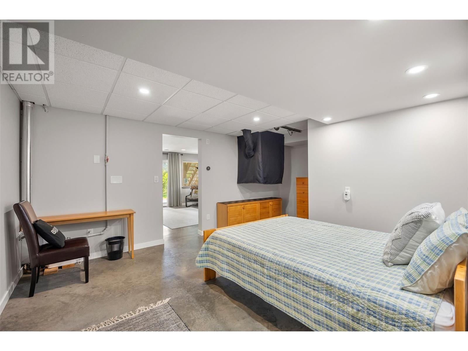 1355 SUNSHINE Court, Kamloops, BC V2E2P9