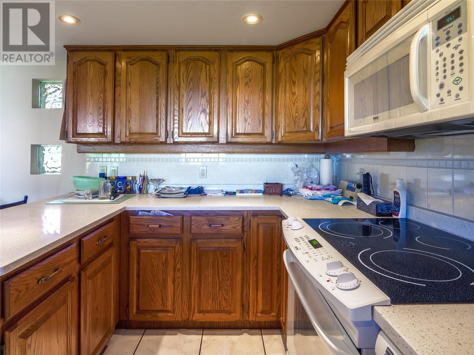 Property at 86 Lakeshore Drive E Unit# 402 image 5
