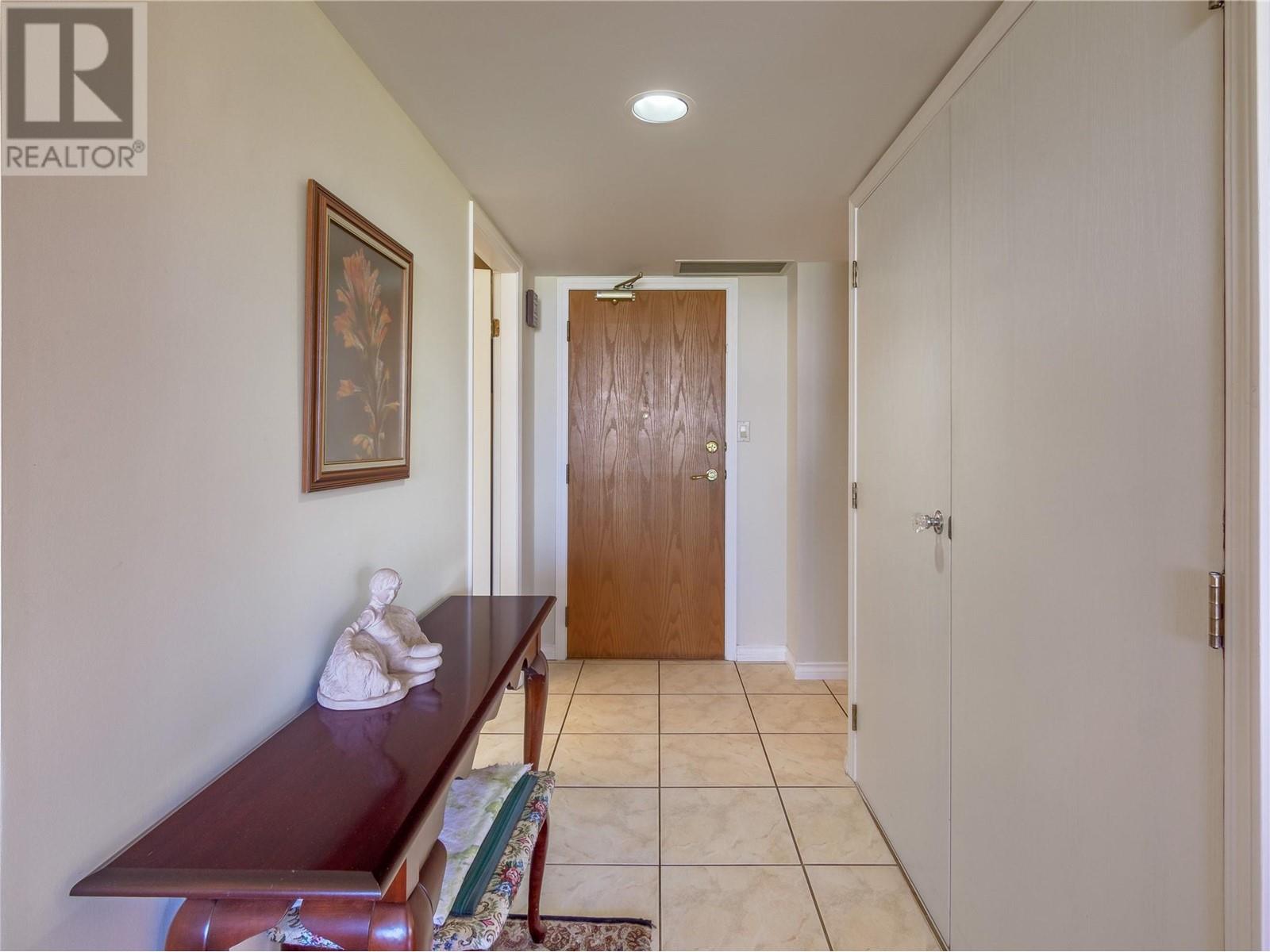 Property at 86 Lakeshore Drive E Unit# 402 image 2